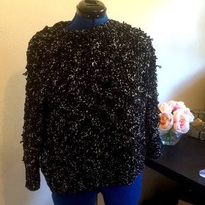 Chunky black & white sweater